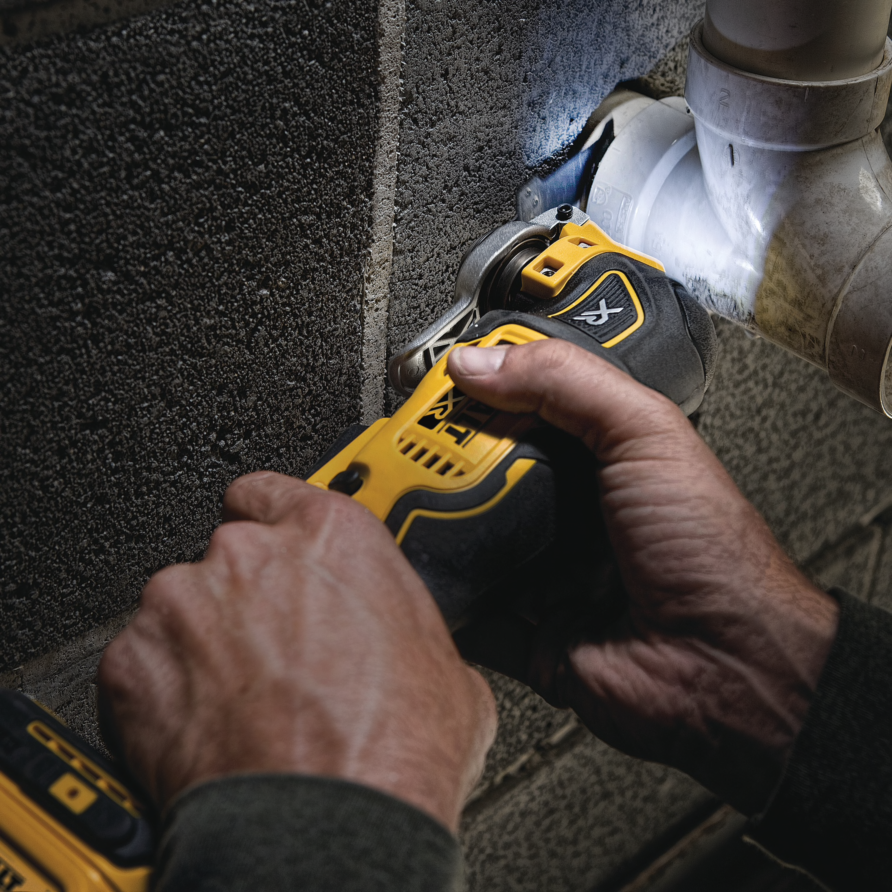 DeWalt DCS356B Multi-Tool Fashion