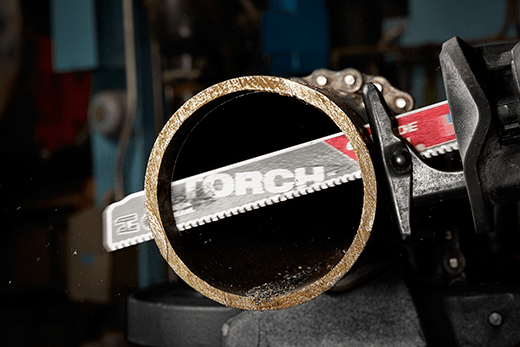 Milwaukee 48-00-5202 THE TORCH 9″ x 7 TPI Carbide Teeth Sawzall Blade Fashion