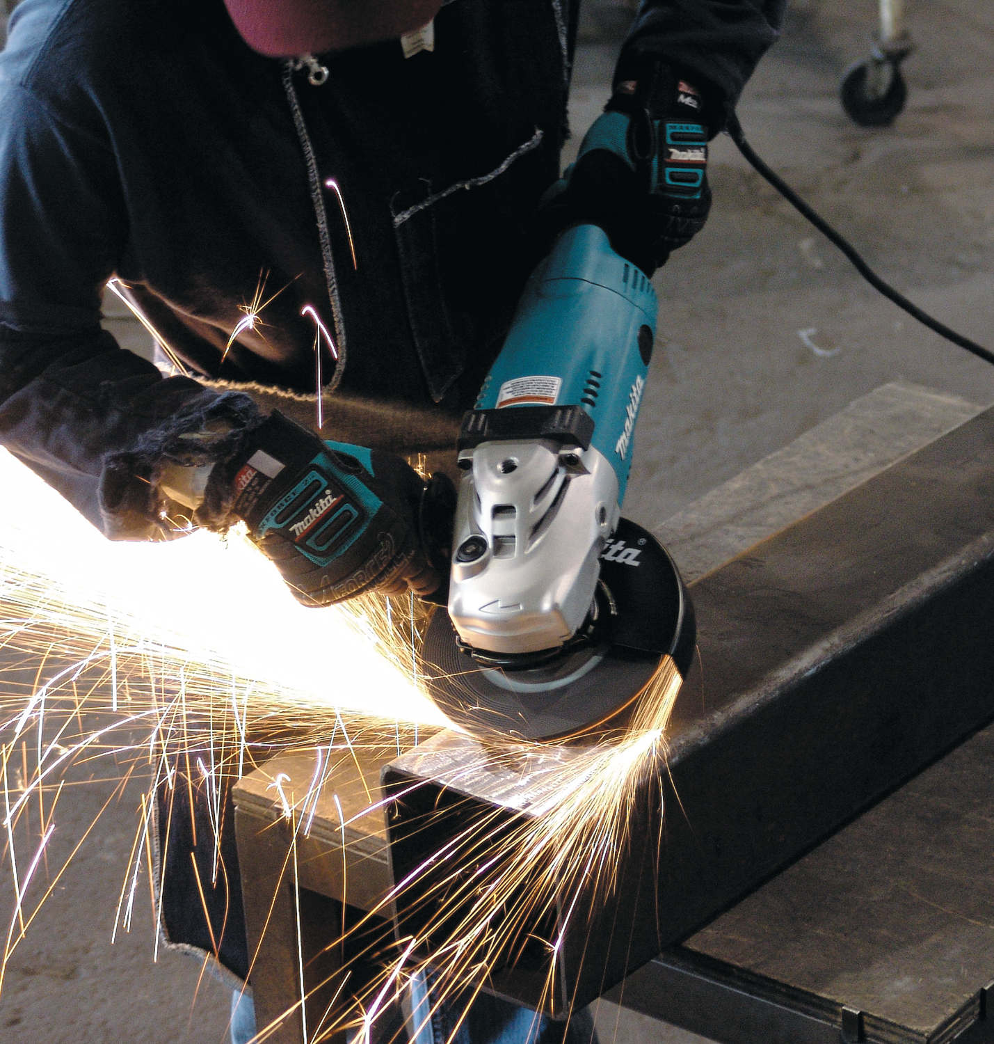 Makita GA7021 7″ Angle Grinder Online Hot Sale