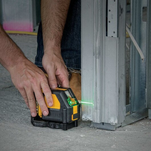 DeWALT (DW088LG) Crossline – Green Beam Battery Online Hot Sale