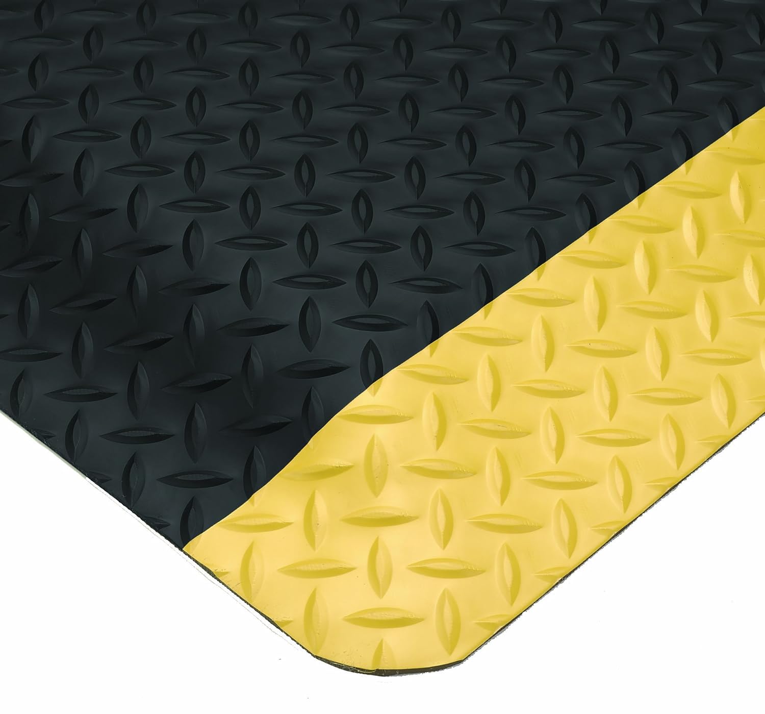 Wearwell Diamond-Plate SpongeCote UltraSoft Mat, 4′ Width x 75′ Length x 15/16″ Thickness, Black/Chevron on Sale