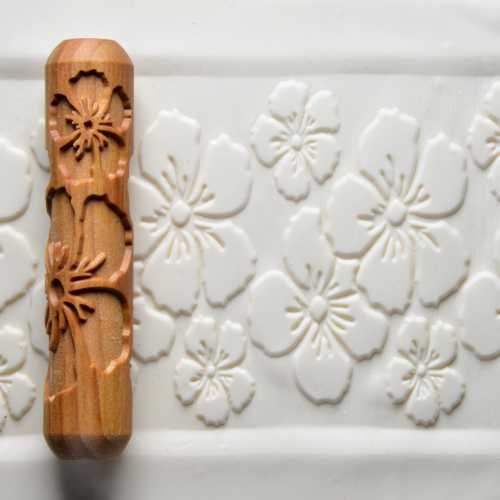 Large Wooden Hand Roller – Hibiscus Flowers Supply
